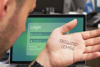 Khi nào khách hàng bị khóa tài khoản truy cập dịch vụ internet banking?