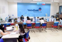9 tháng đầu năm 2021, VietinBank tiếp tục kiểm soát tốt chi phí vốn, chi phí quản lý; tăng thu thuần dịch vụ hoạt động thanh toán, chuyển tiền, thẻ…