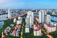 Kinh tế Việt Nam sẽ dần hồi phục trong sáu tháng tới và tăng trưởng bùng nổ trở lại từ nửa sau năm 2022. 