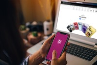 Người Việt mua hàng online bao nhiêu lần mỗi tháng?