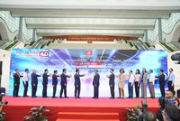 Các đại biểu chính thức khai mạc Diễn đàn