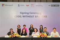 Trao quyền cho phụ nữ trong lĩnh vực công nghệ thông qua Chương trình "Code; Without Barriers"