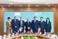 Đại diện Lãnh đạo BIDV và Cơ quan Phát triển Pháp (AFD) tại buổi làm việc
