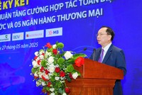 Phó Thống đốc Thường trực NHNN Đào Minh Tú phát động phong trào “Cả nước thi đua đổi mới sáng tạo và chuyển đổi số” và “Bình dân học vụ số” của ngành Ngân hàng