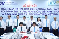 Đại diện BIDV và ACV ký kết Thỏa thuận hợp tác toàn diện giai đoạn 2025 - 2030