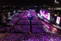 Sắc tím thương hiệu TPBank bao trùm tại Concert Em Xinh “Say Hi”tối 13/9, tại TP.HCM. (Ảnh: Vieon)