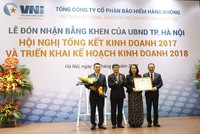 Bảo hiểm Hàng không (VNI) đón nhận Bằng khen của UBND TP Hà Nội