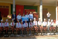 Fubon Life Việt Nam: Mùa khai trường, mùa của yêu thương!