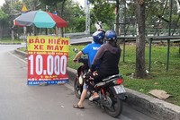 Bộ Tài chính nói gì về việc sản phẩm bảo hiểm bắt buộc xe máy bán đại hạ giá?