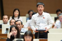 Đại biểu Nguyễn Mạnh (đoàn Cần Thơ)