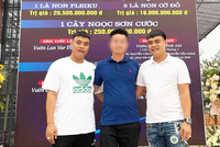 Các bị can Bùi Hữu Giang (trái) và Bùi Hữu Thanh (phải)