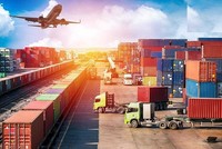 Doanh nghiệp logistics Việt Nam hiện chỉ chiếm 30% thị phần trong nước (Ảnh minh hoạ)