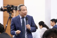 Đại biểu Quốc hội Phan Đức Hiếu, đoàn Thái Bình, Uỷ viên thường trực Uỷ ban Kinh tế của Quốc hội thông tin tại buổi họp báo