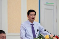 Thứ trưởng Bộ Xây dựng Bùi Xuân Dũng phát biểu tại cuộc họp báo chiều 14/6 (Ảnh: H.Yến)