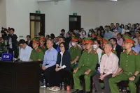 Phiên xử phúc thẩm cựu Chủ tịch FLC Trịnh Văn Quyết và một số đồng phạm hôm 25/3 vừa qua bị hoãn do ông Quyết và một số người liên quan vắng mặt.