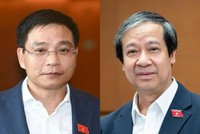 Bộ trưởng Bộ Tài chính Nguyễn Văn Thắng và Bộ trưởng Bộ Giáo dục và Đào tạo Nguyễn Kim Sơn (Ảnh: QH)