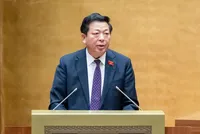 Bộ trưởng Bộ Xây dựng Trần Hồng Minh trình bày tờ trình về dự án