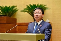 Bộ trưởng Tài chính Nguyễn Văn Thắng trình bày Tờ trình Luật sửa đổi, bổ sung một số điều của Luật Giá sáng 3/11.