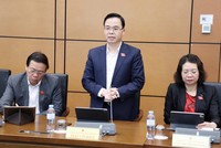 Đại biểu Quốc hội Trần Văn Khải (đoàn Ninh Bình) phát biểu tại tổ sáng 19/11