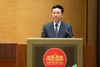 Bộ trưởng Bộ Khoa học và Công nghệ Nguyễn Mạnh Hùng trình bày tờ trình dự án Luật Trí tuệ nhân tạo sáng 21/11