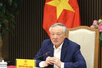 Phó Thủ tướng Thường trực Chính phủ Nguyễn Hòa Bình chủ trì cuộc họp về hoàn thiện dự thảo Quy chế hoạt động của Trung tâm Tài chính quốc tế Việt Nam (Ảnh: Chinhphu.vn)