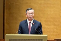 Bộ trưởng Tài chính Ngô Văn Tuấn trình bày trước Quốc hội sáng 21/4