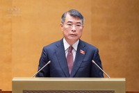 Thủ tướng Chính phủ Lê Minh Hưng trình bày báo cáo tình hình thực hiện kế hoạch KTXH năm 2026 và kế hoạch năm 2027 trước Quốc hội sáng 17/10 (Ảnh: quochoi.vn)
