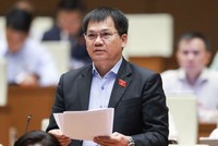 Đại biểu Dương Khắc Mai (đoàn Lâm Đồng) đề nghị khi đưa sandbox vào chứng khoán, cần quy định rõ giới hạn trách nhiệm của các tổ chức cung cấp dịch vụ.