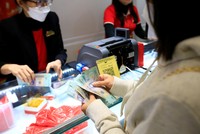 Giá vàng hôm nay ngày 17/3: Vàng trong nước vọt tăng