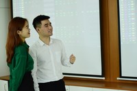 UOBAM Việt Nam: Thị trường chứng khoán sẽ tiếp tục khả quan trong nửa cuối năm 2024