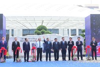 Thủ tướng cắt băng khánh thành Trung tâm Đổi mới Sáng tạo Quốc gia tại Hòa Lạc
