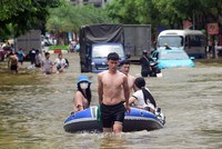 Ngập lụt tại khu liền kề triệu USD