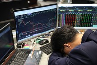 Giao dịch chứng khoán sáng 16/3: Cổ phiếu dầu khí và phân bón bị bán mạnh 