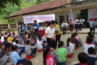 Prudential hỗ trợ khẩn cấp cho người dân vùng thiên tai