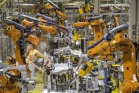 Ngành công nghiệp ô tô và công nghiệp chế tạo đang tích cực nhất trong việc chuyển đổi sang phát triển các phần mềm mới (ảnh internet)