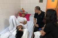 Bảo hiểm PTI tạm ứng bồi thường cho cầu thủ Dương Văn Hào