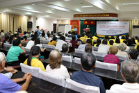 Sun Life trao tặng 537 thẻ bảo hiểm y tế  cho các hộ gia đình tại quận 4, TP.HCM