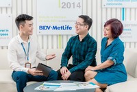 BIDV MetLife tặng quà khởi động chương trình chào hè