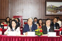 Thuế hỗn hợp có lợi ích hơn vì nhằm vào thành phần gây hại?