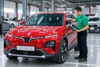 DBV ra mắt bảo hiểm ô tô điện, bảo vệ cả pin và rủi ro sạc