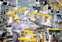 Với các dự án đầu tư, hồ sơ hoàn thuế đã được đơn giản hóa để tạo thuận lợi cho doanh nghiệp. Ảnh: Dũng Minh