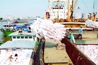 10 tháng xuất siêu đạt 1,9 tỷ USD