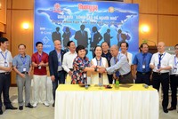 Hiệp hội Doanh nhân Việt Nam ở nước ngoài và Câu lạc bộ Thương gia ký kết giao ước hợp tác