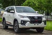 Triệu hồi 190 xe Toyota Fortuner để thay thế ống chân không bầu trợ lực phanh