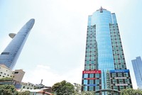 Các tòa nhà văn phòng hạng A đang chịu tác động mạnh của Covid-19. Ảnh: Trọng Tín