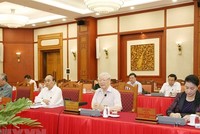 Tập thể Bộ Chính trị dưới sự chủ trì của Tổng Bí thư, Chủ tịch nước Nguyễn Phú Trọng đã làm việc với Ban Thường vụ Đảng uỷ Công an Trung ương - (Ảnh TTXVN).