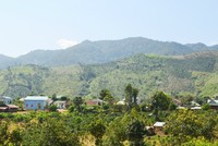 Kon Tum chú trọng vào công tác triển khai đầu tư cơ sở hạ tầng cho các khu tái định cư.