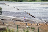 Đầu tư điện mặt trời phát triển khá mạnh. Ảnh: Đức Thanh