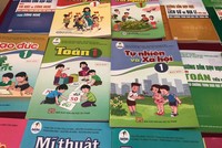 Theo cơ quan giám sát, quy định của Bộ chưa cụ thể trong yêu cầu về chất lượng và quy trình hoàn chỉnh bản mẫu sách giáo khoa trước khi nhà xuất bản trình hội đồng quốc gia thẩm định.