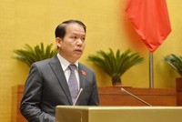 Chủ nhiệm Uỷ ban Pháp luật Hoàng Thanh Tùng trình bày báo cáo tiếp thu, giải trình. 